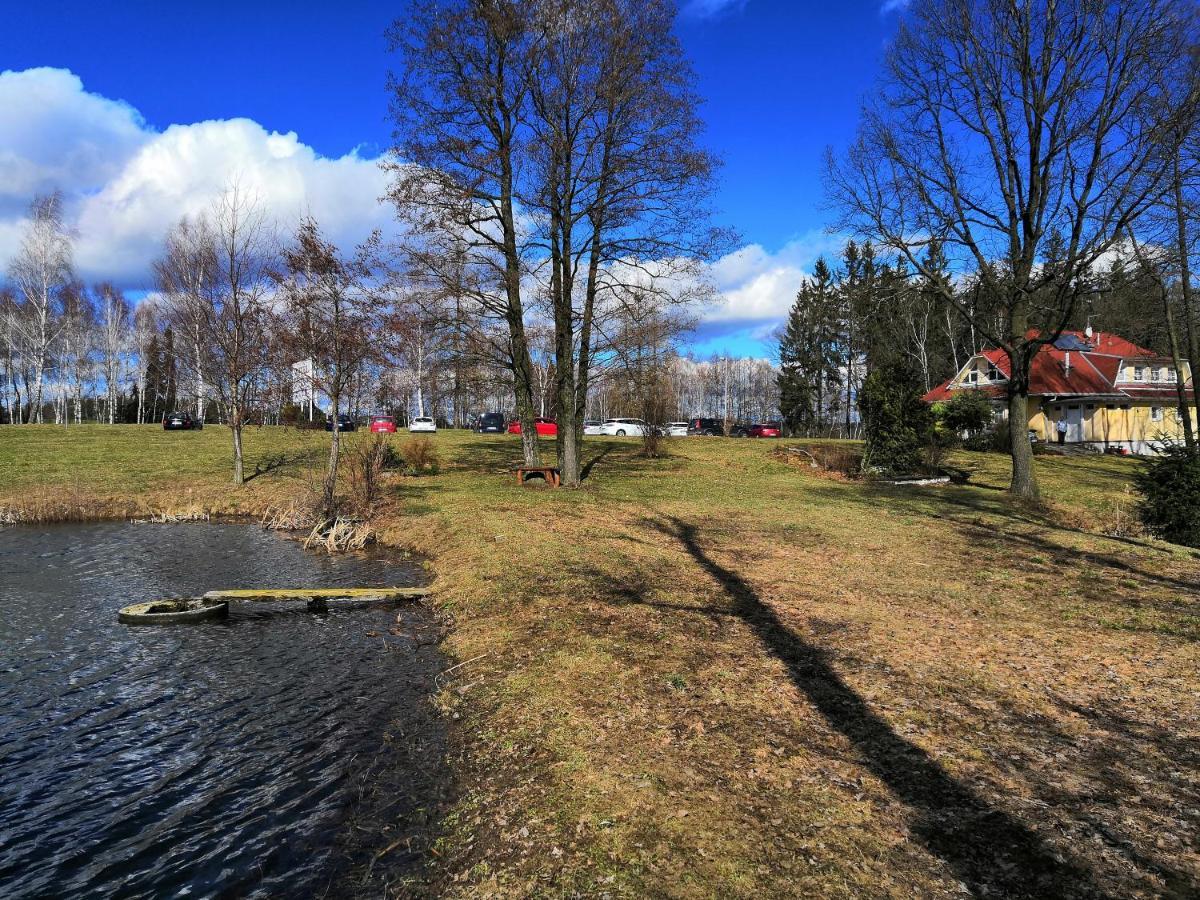 Motel Velky Rybnik Dehtare  Bagian luar foto